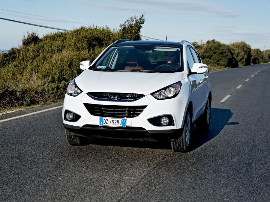  Hyundai ix35 2010 года  (фото 80 из 114)